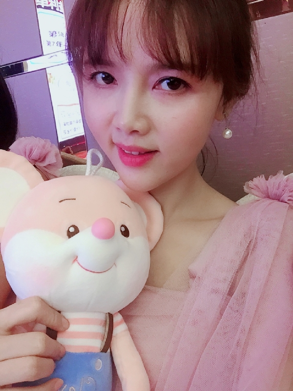 如朱砂的第一张照片--黔东上门女婿服务网
