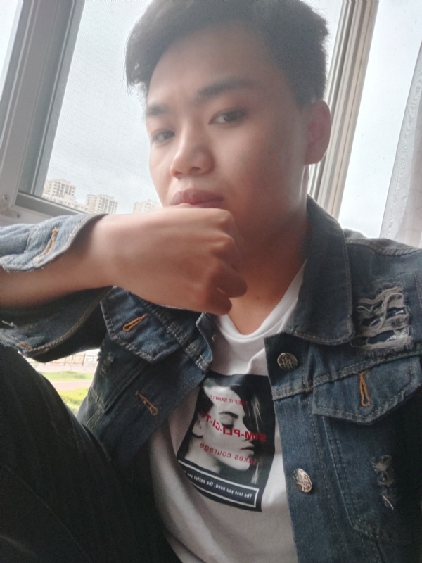 鬼卿的第四张照片--黔东上门女婿服务网