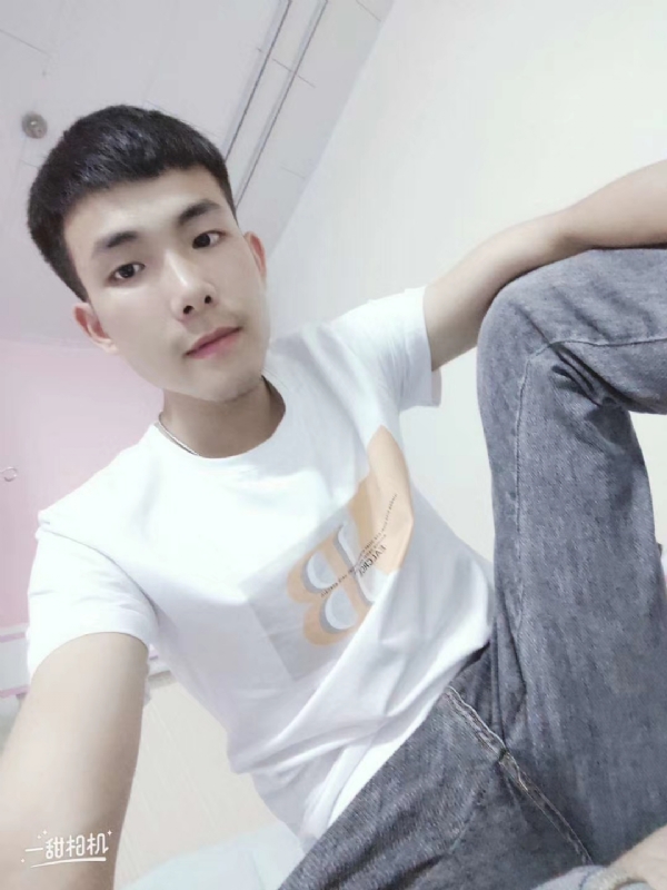 爱Q我的第一张照片--黔东上门女婿服务网